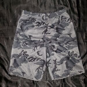 NWOT! Tec-One Athletic Activewear Shorts, Black Camo, Size XXL